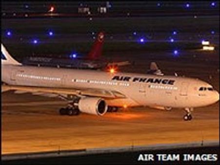 'मलबा एयर फ़्रांस विमान का नहीं'