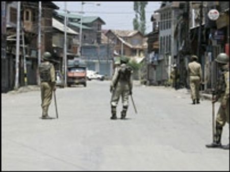 अलगाववादी नेता गिलानी गिरफ़्तार