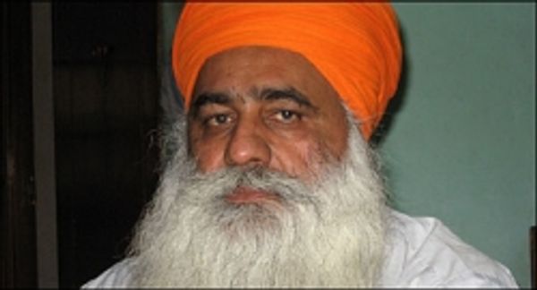 बैंक सेवा से चरमपंथ तक...