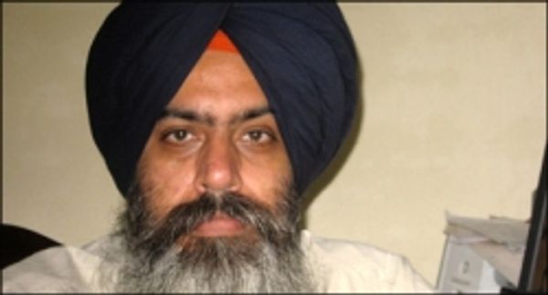 क्यों एक छात्र चला चरमपंथ की ओर...