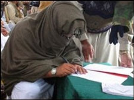 'पाक सेना बैतुल्ला को निशाना बनाएगी'