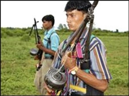 असम में गोलीबारी, कई मारे गए