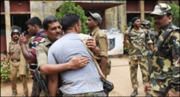 सुरक्षा बलों का रामगढ़ पर कब्ज़ा