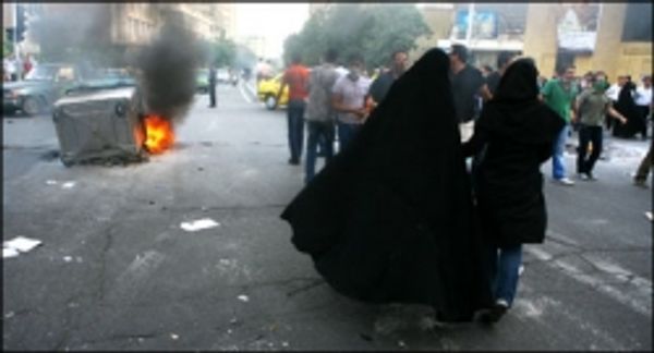 'ईरान में चुनाव रद्द नहीं किया जाएगा'