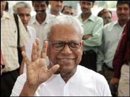 केरल मसले पर माकपा की अहम बैठक