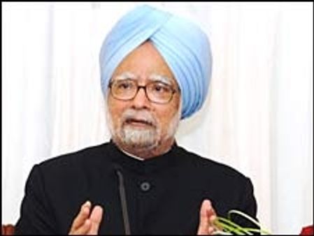 पाक से हर दिन षडयंत्र की सूचना: मनमोहन