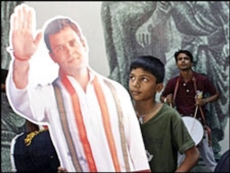 सोनिया, राहुल वोट डालने नहीं पहुँचे