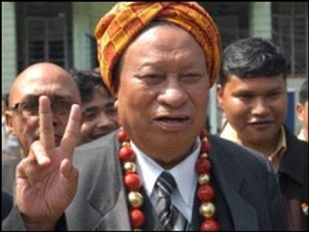 मेघालय के मुख्यमंत्री पद छोड़ने के लिए तैयार