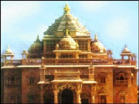 अक्षरधाम: तीनों दोषियों की मौत की सज़ा बरक़रार