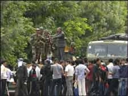 किर्गिस्तान में नस्ली हिंसा, 40 मरे