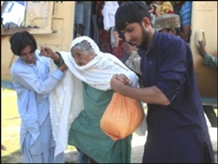 बाढ़ से 25 लाख लोग प्रभावित, 1100 की मौत