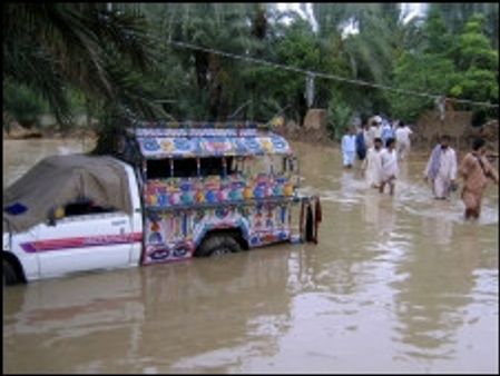 मदद नहीं मिली तो पाकिस्तान में चरमपंथ बढ़ेगा: कुरेशी