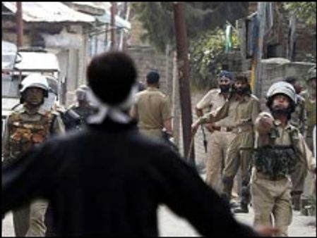 कश्मीर में हिंसा तत्काल रुके: संयुक्त राष्ट्र