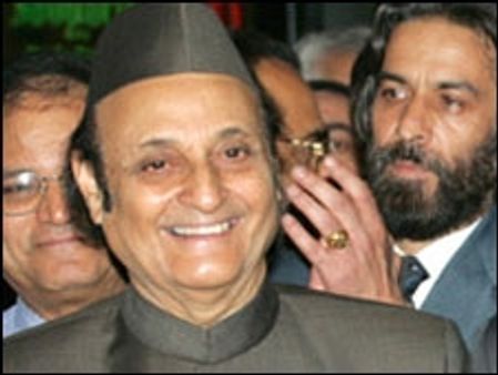 कर्ण सिंह ने चीन का पुरस्कार ठुकराया