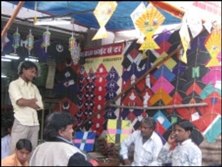 शीला और मुन्नी सब पर भारी