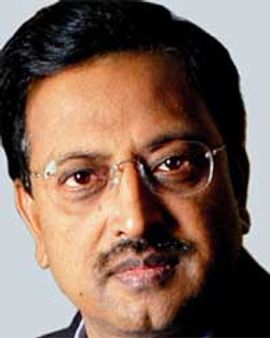 राजू और सत्यम के सीएफओ की हिरासत बढ़ी