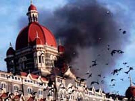 बांग्‍लादेशी आतंकियों ने किया मुंबई हमला !