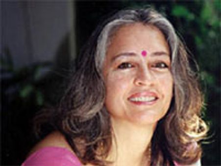 नफीसा अली लखनऊ से सपा प्रत्‍याशी