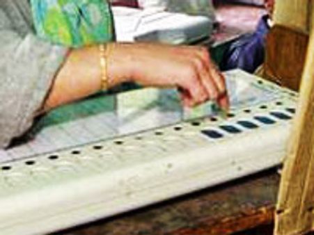 धर्मनिरपेक्ष सरकार की आहट