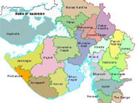 गुजरात: सड़क दुर्घटना में 21 मरे