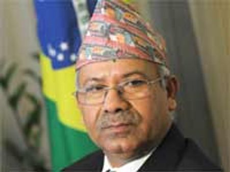नेपाल के नये पीएम बने माधव नेपाल