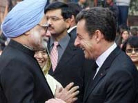 पगड़ी पहन सकते हैं सिख: सरकोजी