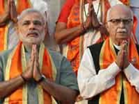 मओवादियों के निशाने पर पांच बड़े नेता