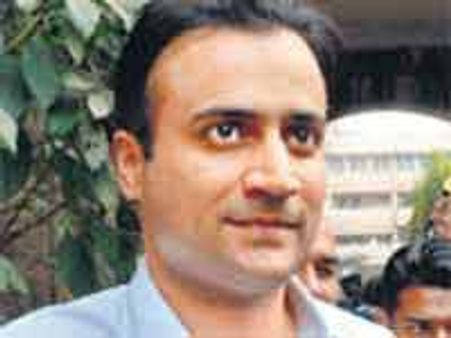 संजीव नंदा की सजा कम हुई