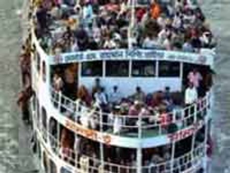 5 लाख बांग्लादेशियों को भारतीय वीज़ा