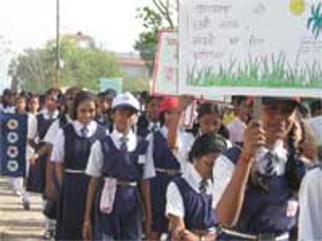 स्वाइन फ्लू: स्कूलों में सामूहिक आयोजनों पर रोक