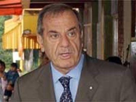 बोफोर्स: यूपीए पर विपक्ष के तीर चले