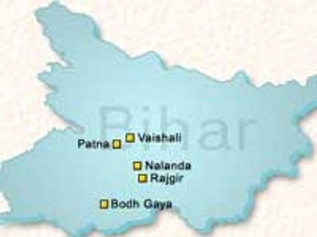 बिहार में बड़ी मात्रा में विस्फोटक बरामद