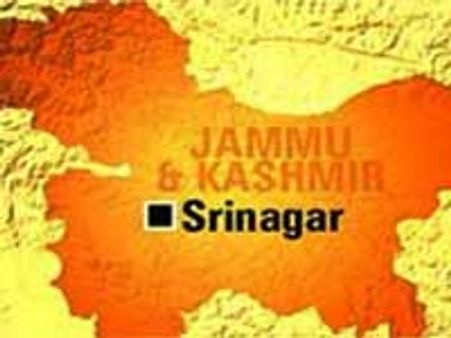 हुर्रियत नेता की हालत नाजुक, श्रीनंगर बंद