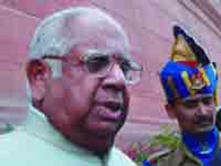 अस्पताल में भर्ती हुए सोमनाथ चटर्जी