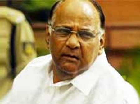 घर में मिठास, राजनीति में कड़वाहट