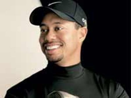 मॉडल ने कहा, नाटक कर रहे हैं वुड्स