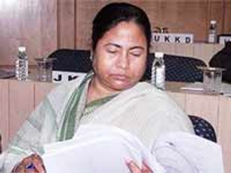 नहीं बढ़ेगा 'ममता एक्‍सप्रेस' का किराया!