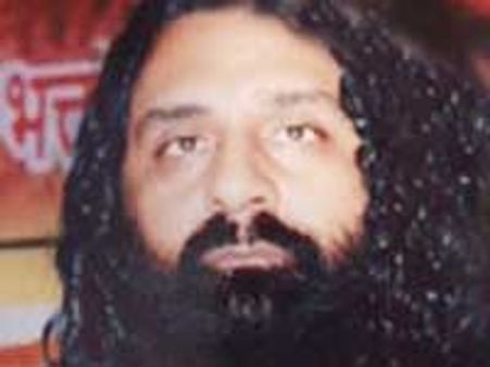 बाबा ने सेक्‍स रैकेट से कमाए 25 हजार करोड़