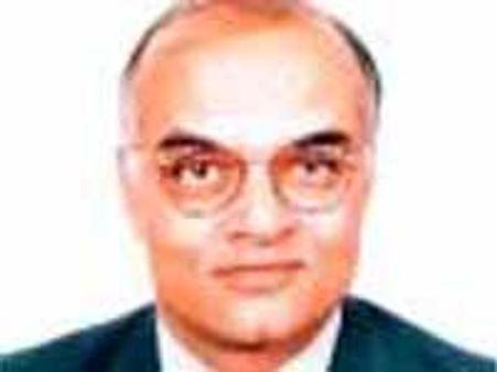 भारत-चीन गलतफहमियों से बचें : मेनन