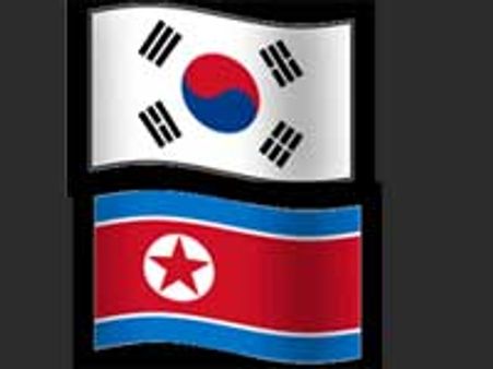 दक्षिण कोरिया ने समुद्र में किया युद्धाभ्यास