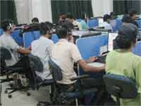 यहां ठहाकों के बाद शुरू होती है पढ़ाई