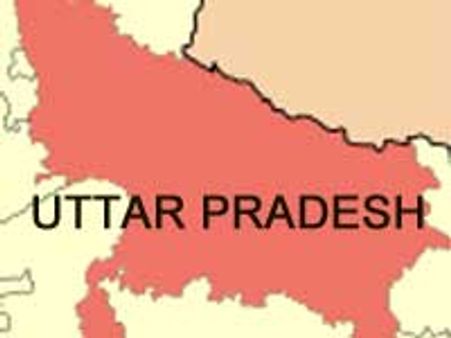 प्रिंसिपल की पिटाई से छात्र का हाथ टूटा