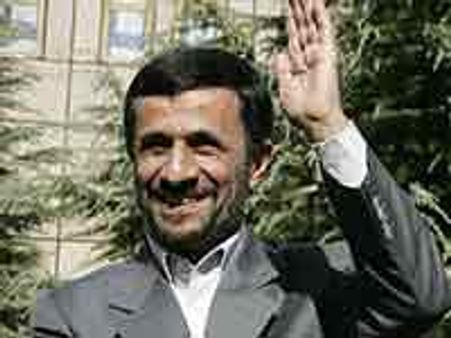 किसी ईरानी महिला को सजा नहीं मिली: अहमदीनेजाद