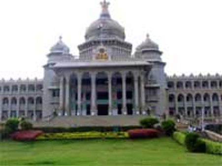 गुरुवार को विधानसभा में येदियुरप्पा की परीक्षा