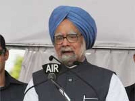 नीरा राडिया मामले पर बोले मनमोहन कहा जायज है फोन टैपिंग