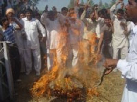 मजबूरी और सरकारी दवाब में जाटों से मिलेगें चिदंबरम