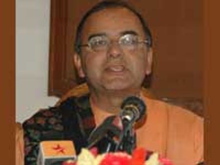 विकिलीक्स खुलासे से परेशान जेटली, महंगी पड़ी बयानबाजी