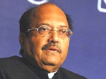 भूषण पिता-पुत्र लोकपाल समिति से इस्तीफा दें: अमर सिंह