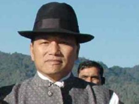 दोरजी खांडू को भूल नहीं पाएगी राजनीति, भारतीय सेना और अरुणाचल