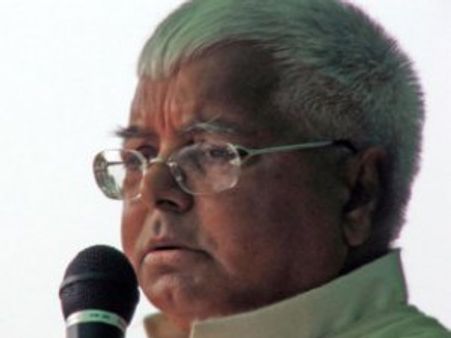 बाबा रामदेव बहुत बड़े नाटकबाज हैं : लालू प्रसाद यादव